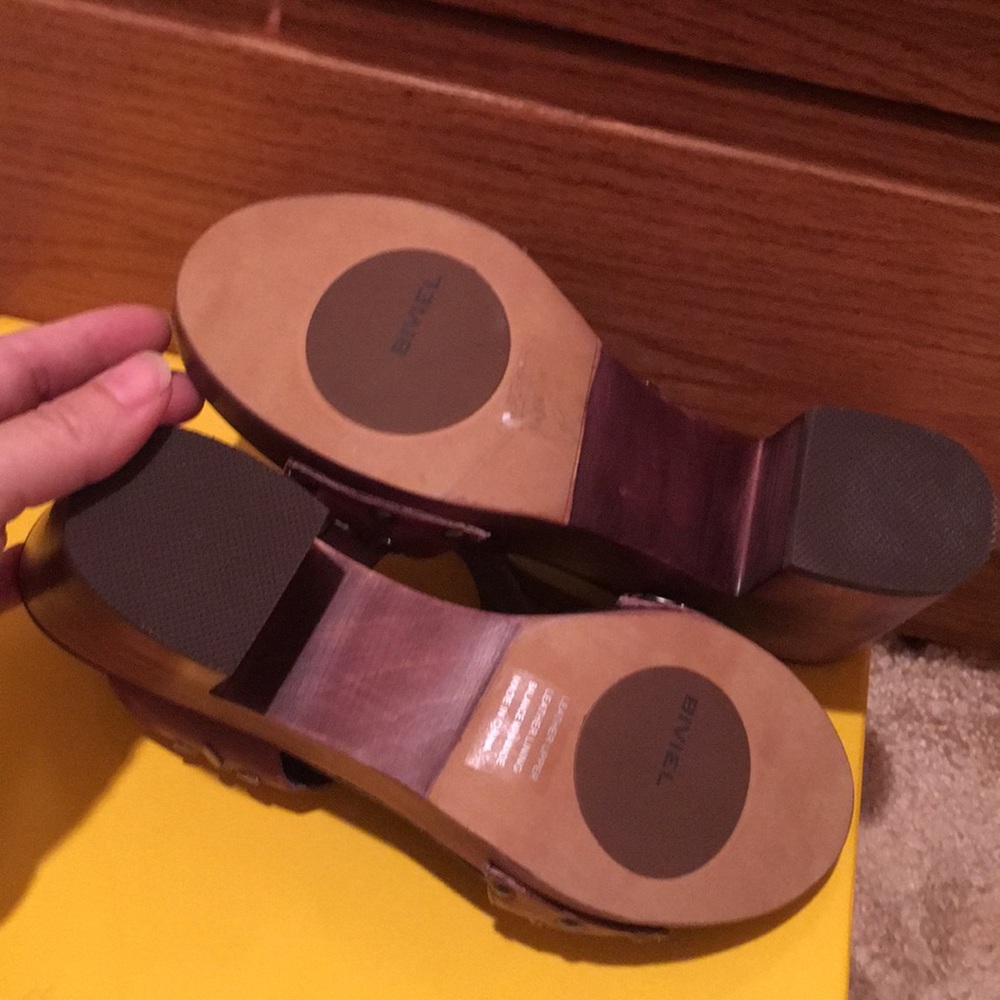 NIB BIVIEL CHOCOLATE 36 6 SHOES SANDALS CUTE HEELS - Picture 6 of 9